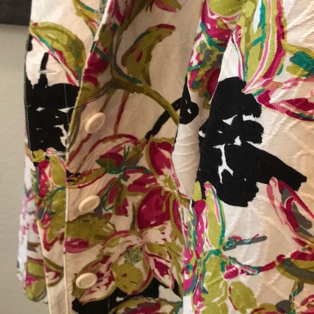 BROOKE COLEMAN SIZE LARGE FLOWER BLAZER  EUC - Picture 8 of 13
